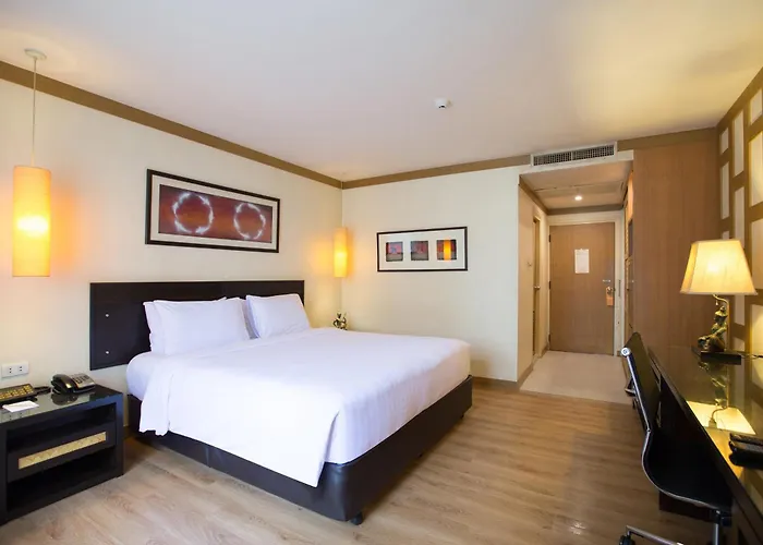 The Tarntawan Surawong Hotel 4*