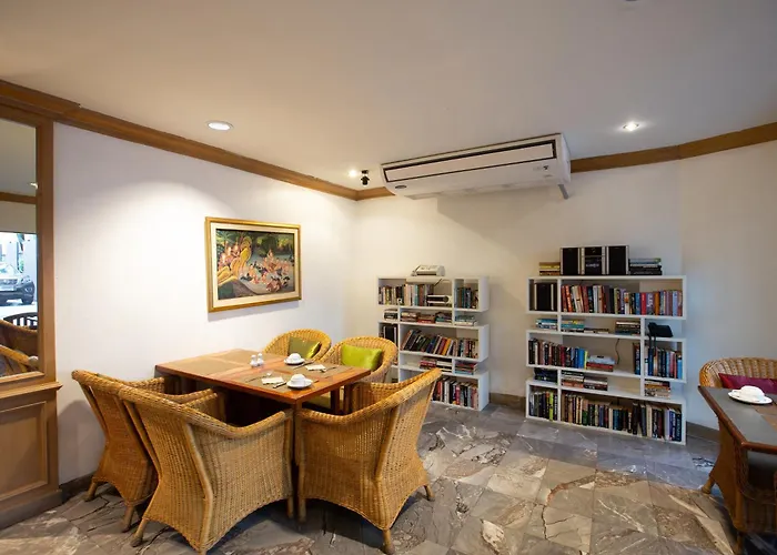 The Tarntawan Surawong 4* Banguecoque