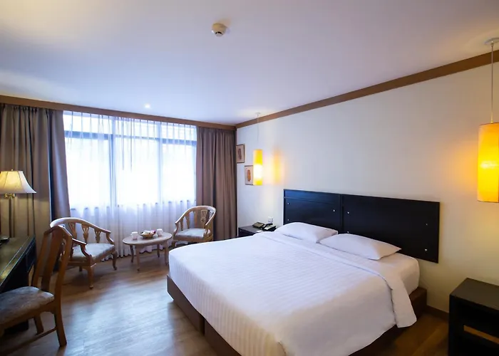 Hotel The Tarntawan Surawong Banguecoque