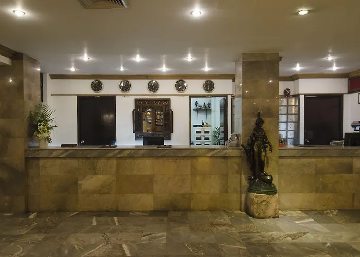 Hotel The Tarntawan Surawong