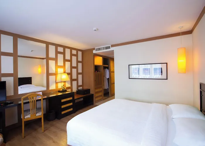 Hotel The Tarntawan Surawong 4*
