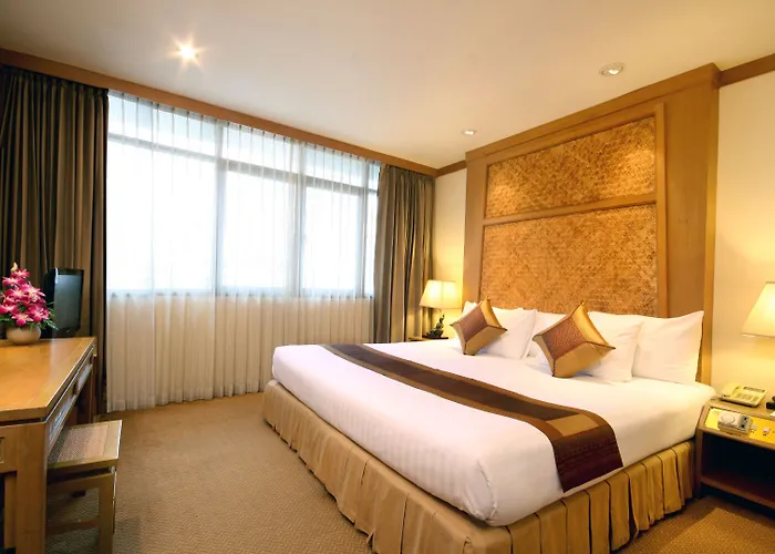 Hotel The Tarntawan Surawong 4*